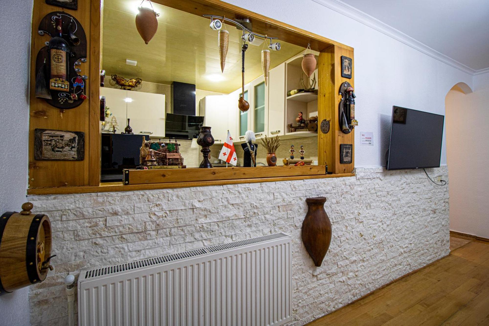 Cozy Apartment On Kostava Tiflis Exterior foto
